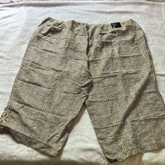 Avenue Womens Snakeskin Bermuda Shorts Size 32 Brown Linen Blend Embroidered Hem - Picture 4 of 13